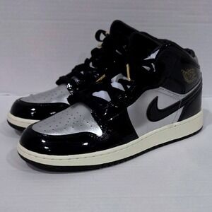 Nike Air Jordan 1 Mid SE GS Chrome Black Silver FZ3938-001 Kids Size 6.5Y